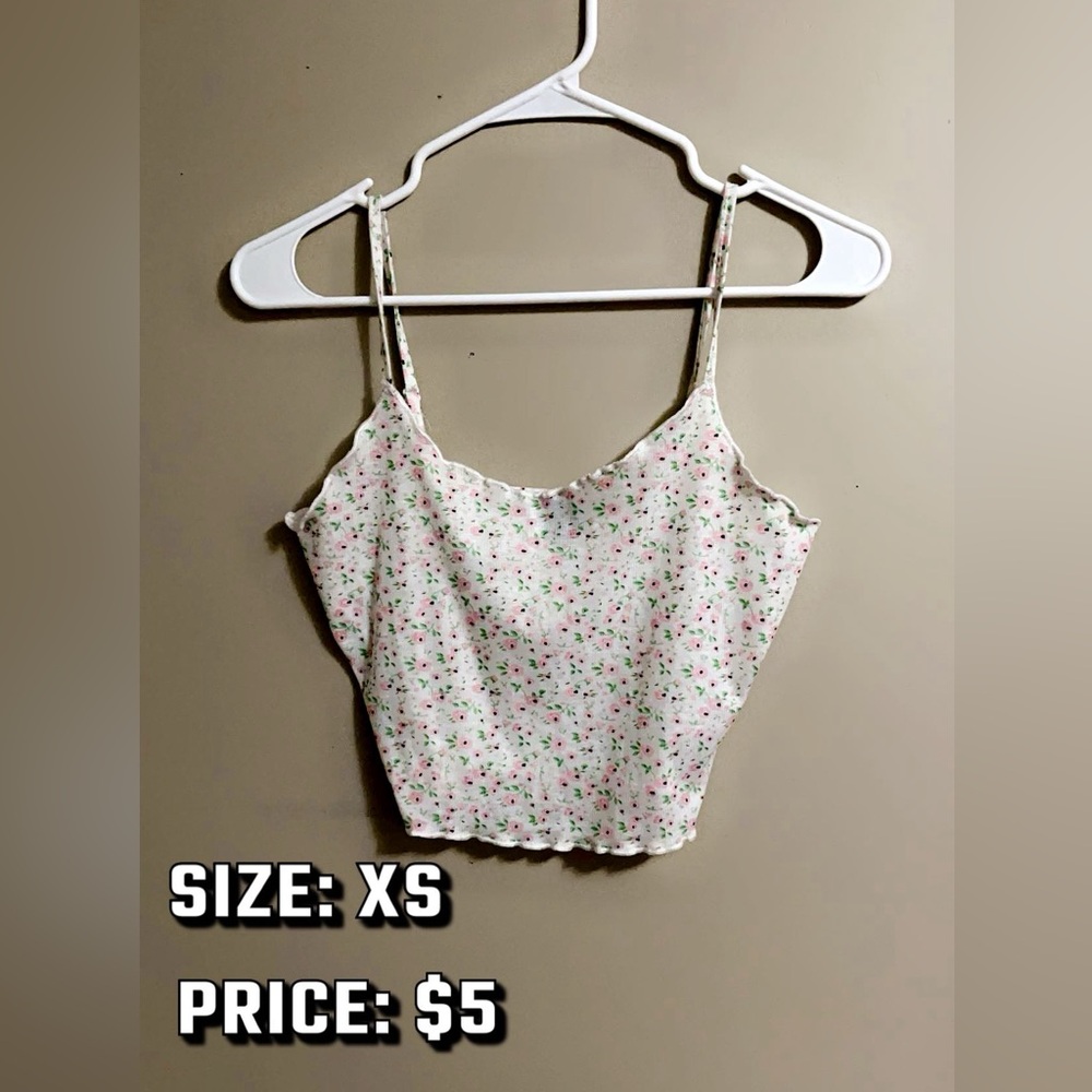 White Sweetheart Neckline Sleeveless Crop Top